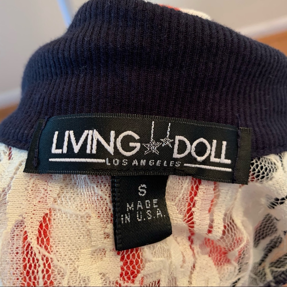 •Living Doll• Lightweight Sleeveless Sweater-SizeS - Picture 2 of 8